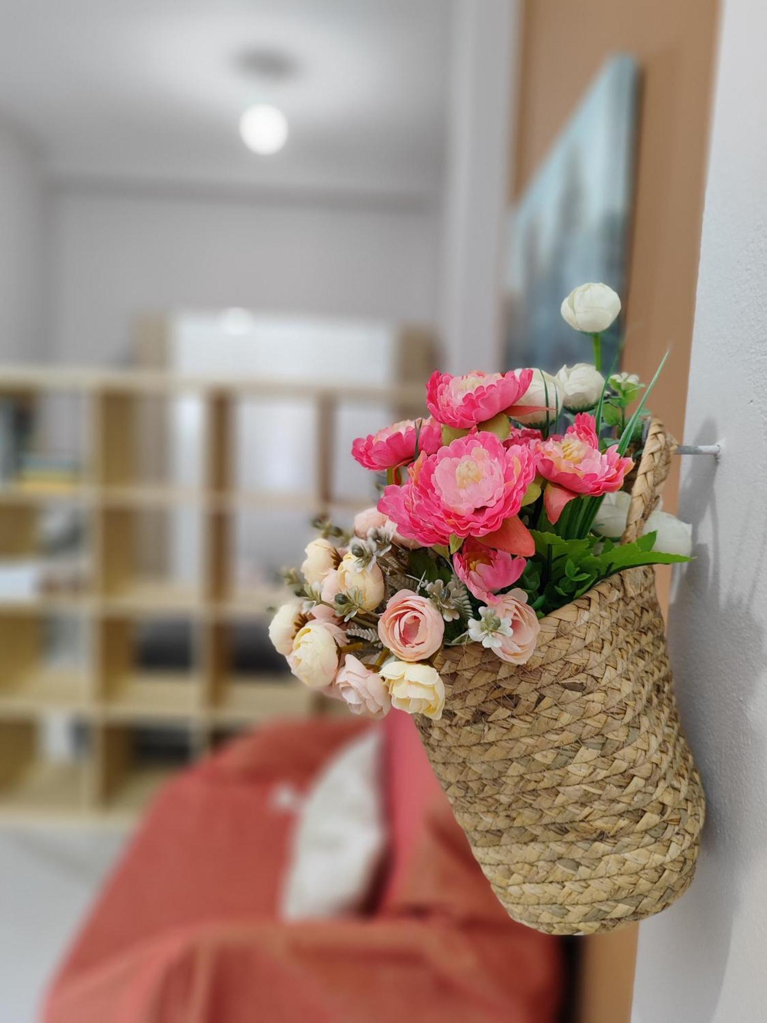 Charilia Apartment Mytilene ภายนอก รูปภาพ