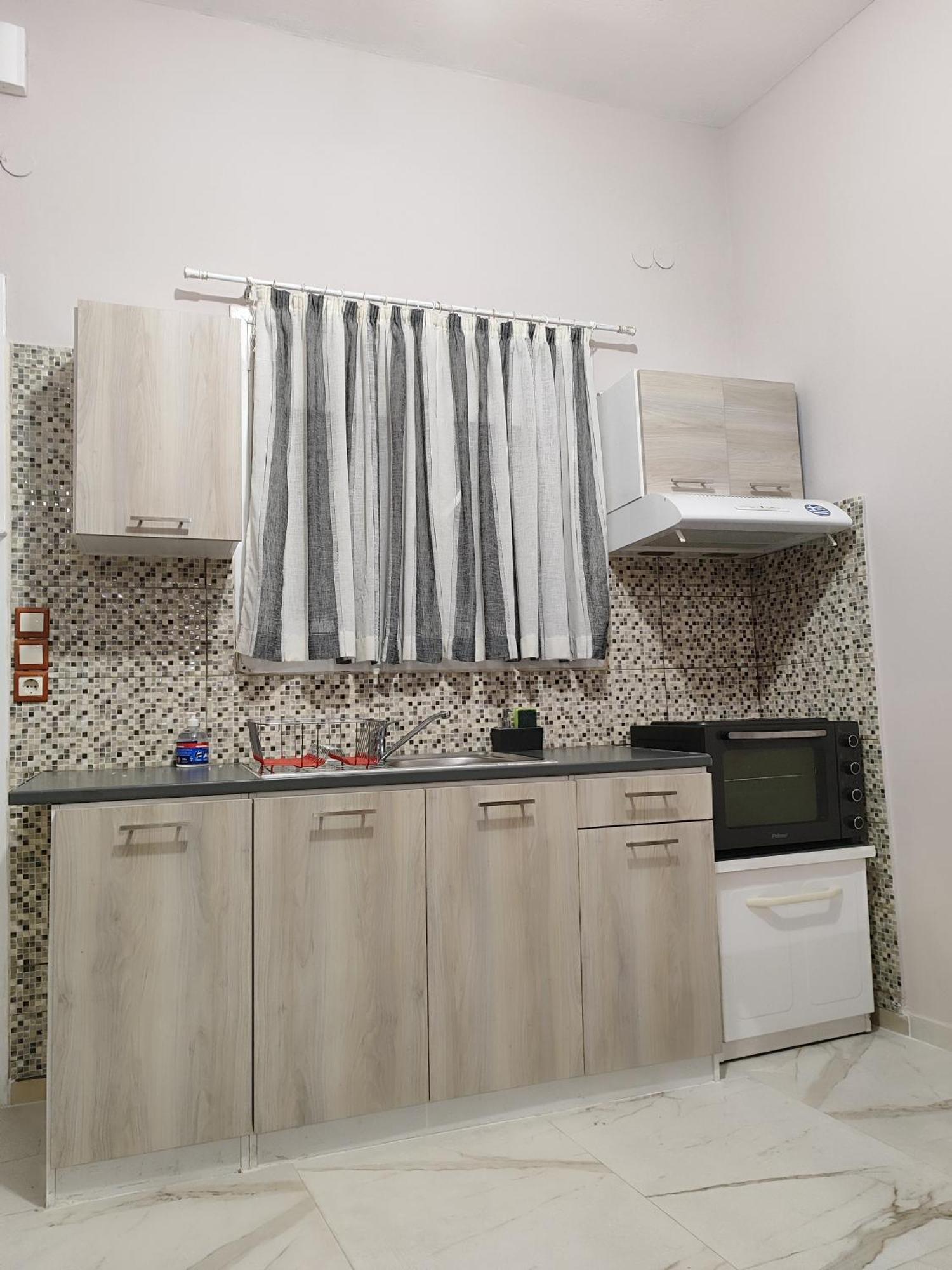 Charilia Apartment Mytilene ภายนอก รูปภาพ